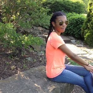 Meet your Posher, Chanelle